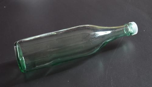 卫生间|卫生间放一个白醋玻璃瓶真厉害,一年省下不少钱,全家人都夸好