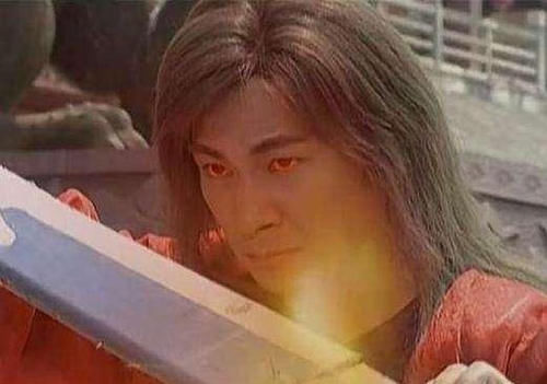 步惊云#风云雄霸天下五大高手,聂风只能排第四,第一堪称武林神话