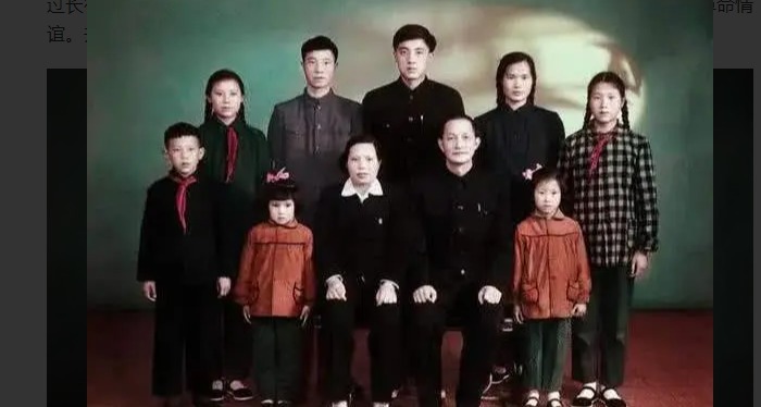 唯一|他是中国唯一“六星上将”,虎父无犬子,儿子一省长一少将