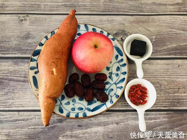 春季防燥多喝汤,这汤甘甜又滋润,常喝皮肤好,胜敷10张面膜