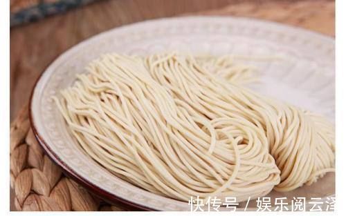 2素|血脂高不能吃面条?医生提醒:若想降血脂,这“2素”才应该少吃