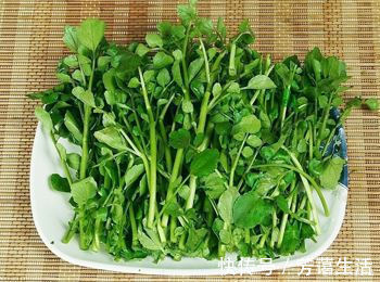 月经|十个女性九个月经不调,每周吃2次,月经规律了,化痰止咳补钙质