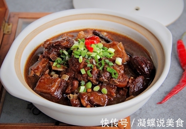 做羊肉不用一滴油,还能去掉膻味,香到你流口水