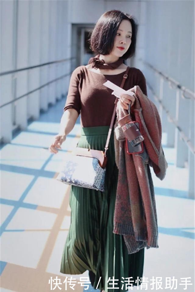 家具|李汶翰曝光自家超豪装修!满屋欧式家具,养的狗都是英国皇家血统!