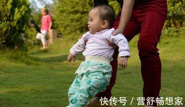 检查|孩子3岁还不会走路,妈妈带去医院检查,大夫却小声说“报警吧”