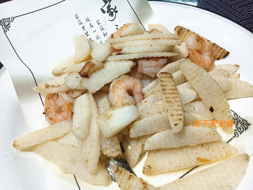 过年家庭聚会，上的全是标准鲁菜，亲戚：1880这一桌值了