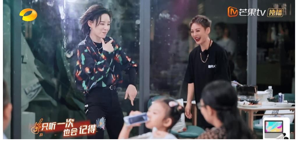 常驻嘉宾|《中餐厅》终于请对了嘉宾，张萌能力不输宁静，被预定当下季常驻