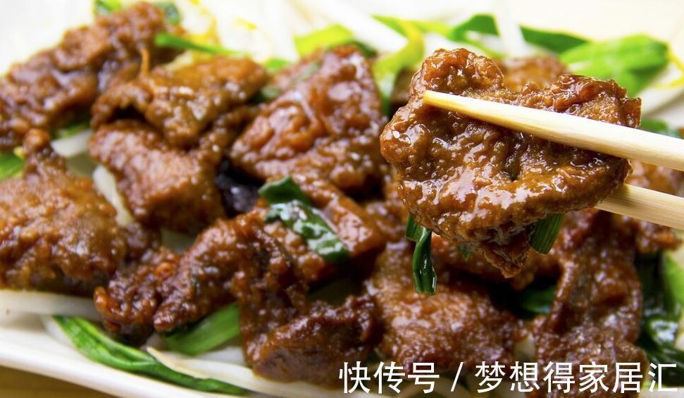 猪肝|爆炒猪肝，焯水去腥是大忌，教你正确做法，猪肝嫩滑不柴不粉