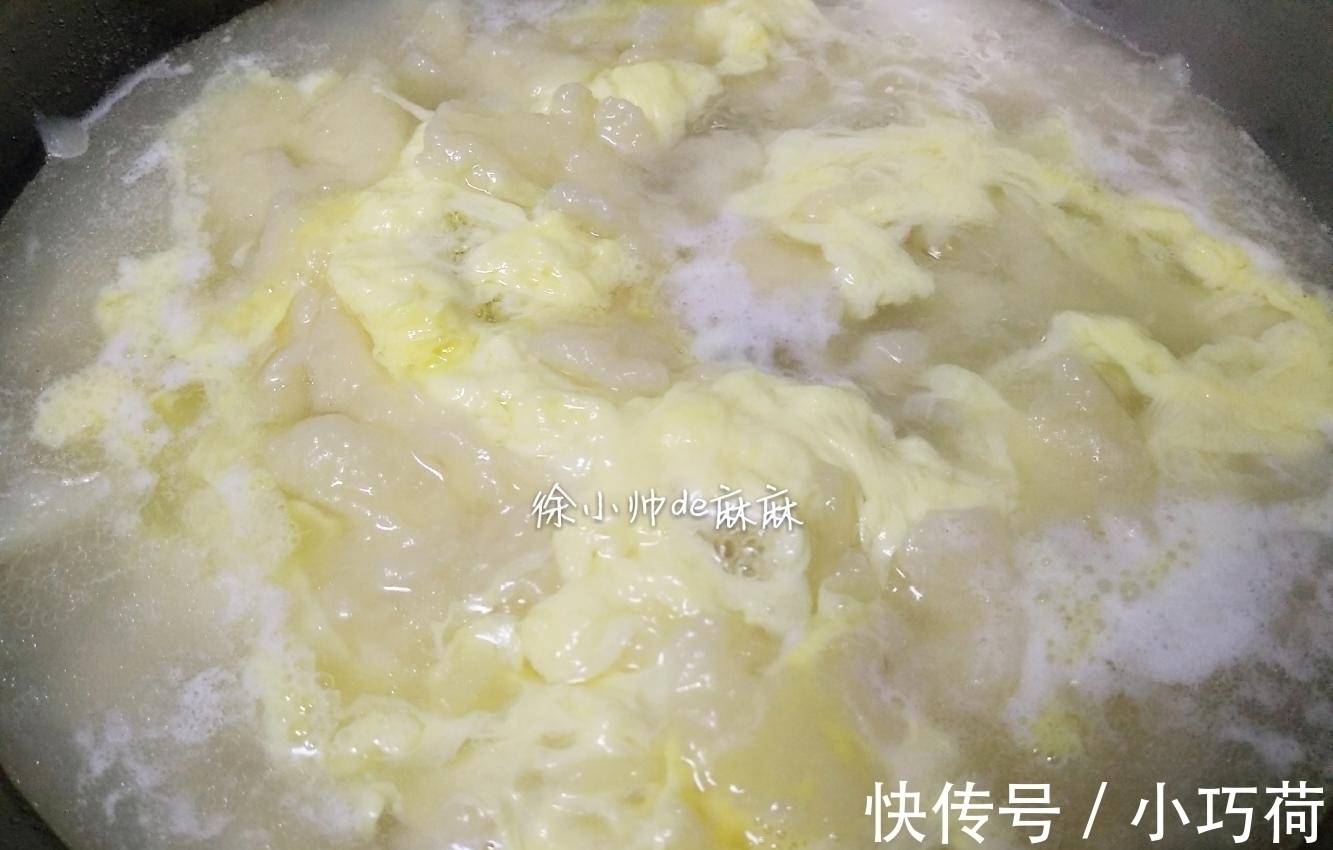 面疙瘩|早餐这样简单做, 只需要两根筷子就搞定, 每次都要吃上三碗才过瘾