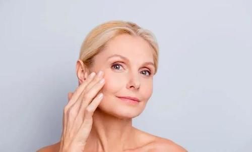 不到50岁就老成大妈？小拉皮术后6个月轻松实现逆生长！