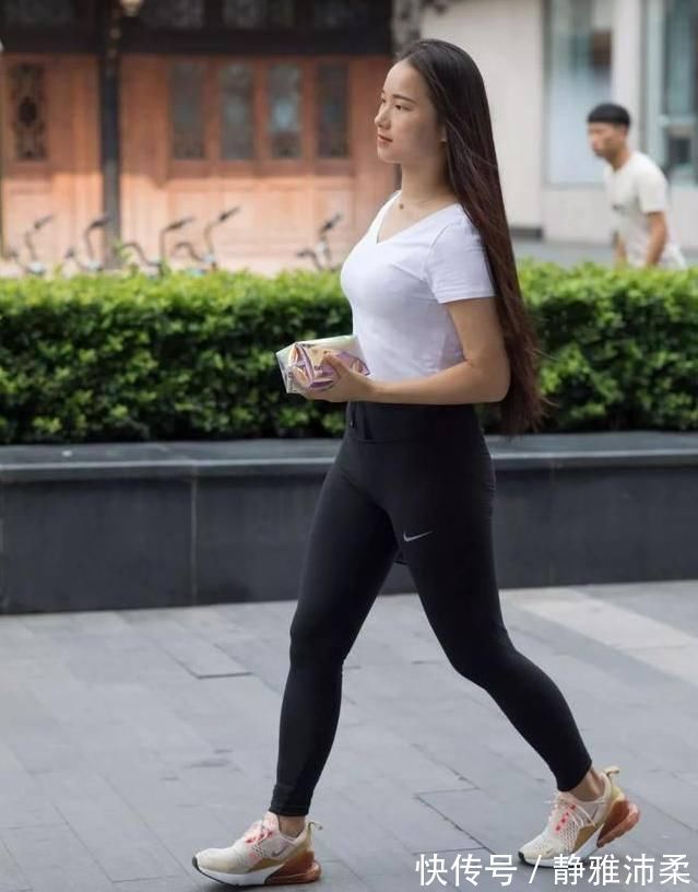 高跟凉鞋|“大象腿”又何妨选对款式时髦又显瘦,微胖女孩被“宠幸”了