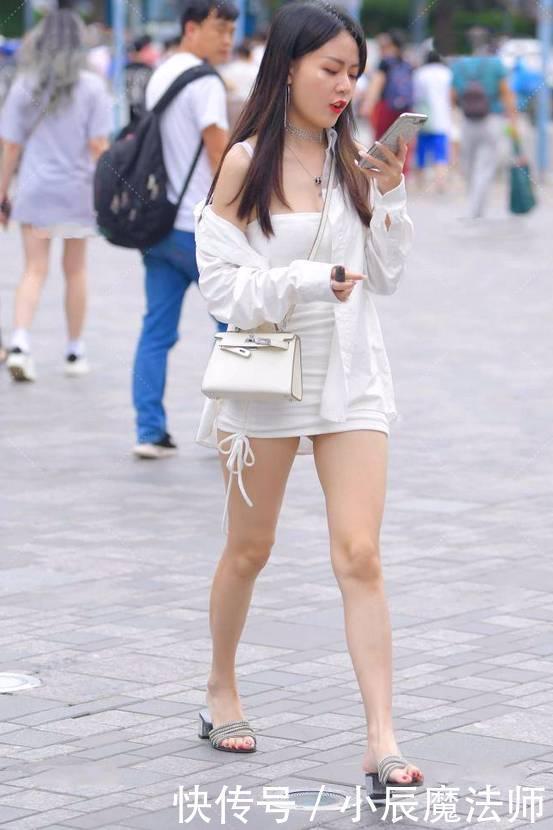 吊带 美女吊带连衣裙,搭配衬衫,引得无数人回头!