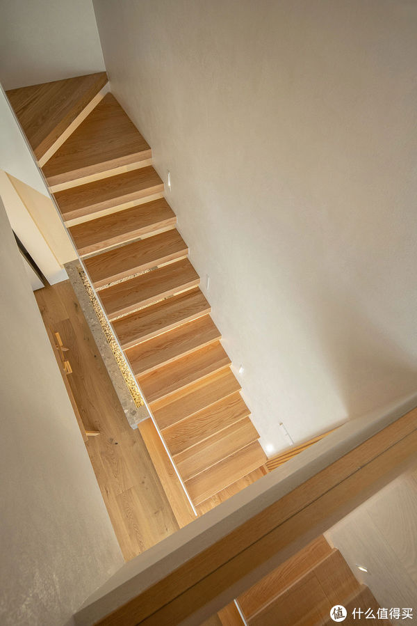 玄关|温州小姐姐的暖居,全屋原木风,180㎡的家自然舒适,把生活过成诗