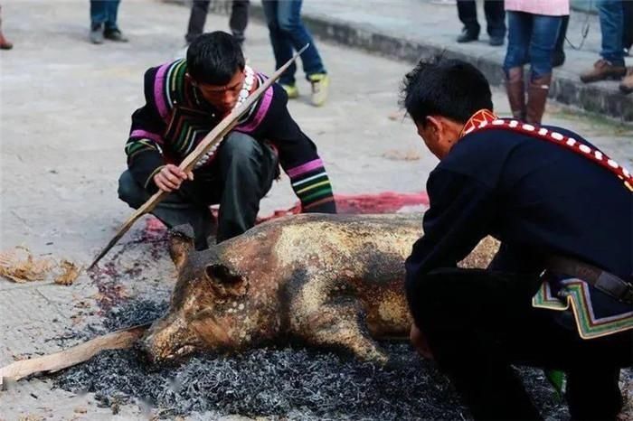 在丽江，跟少数民族同胞一起过“新年”是一种怎样的体验？