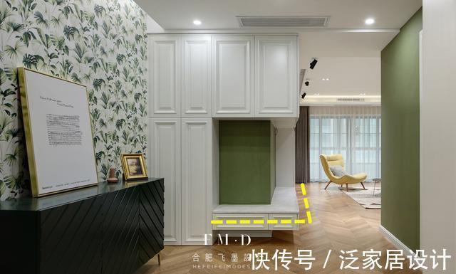 转角|奉劝买了无玄关户型的业主,入户门边做90°转角柜,满足一家收纳