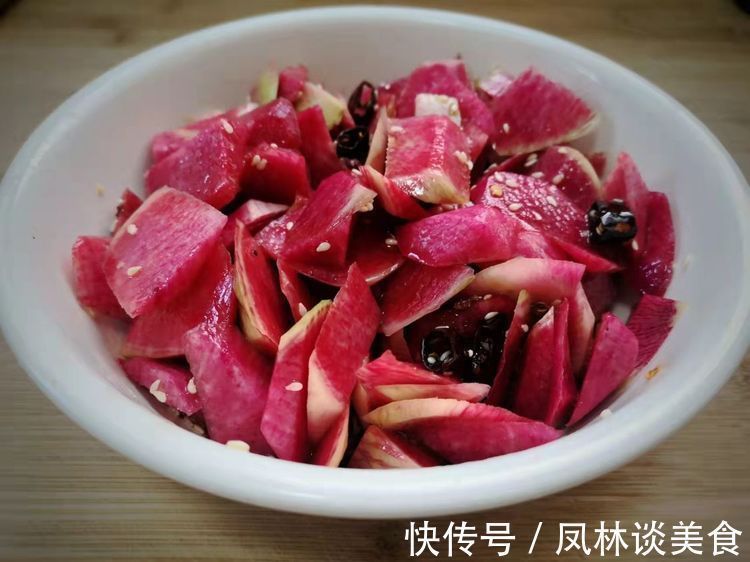 咳嗽|咳嗽最怕这个菜,碰到多买一些,坚持吃几次,止咳化痰比吃梨管用