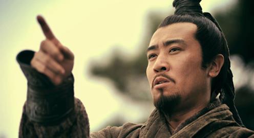 蜀国|孔明苦心培养一虎将，智谋胜过姜维却被刘禅弃用，不然历史改写