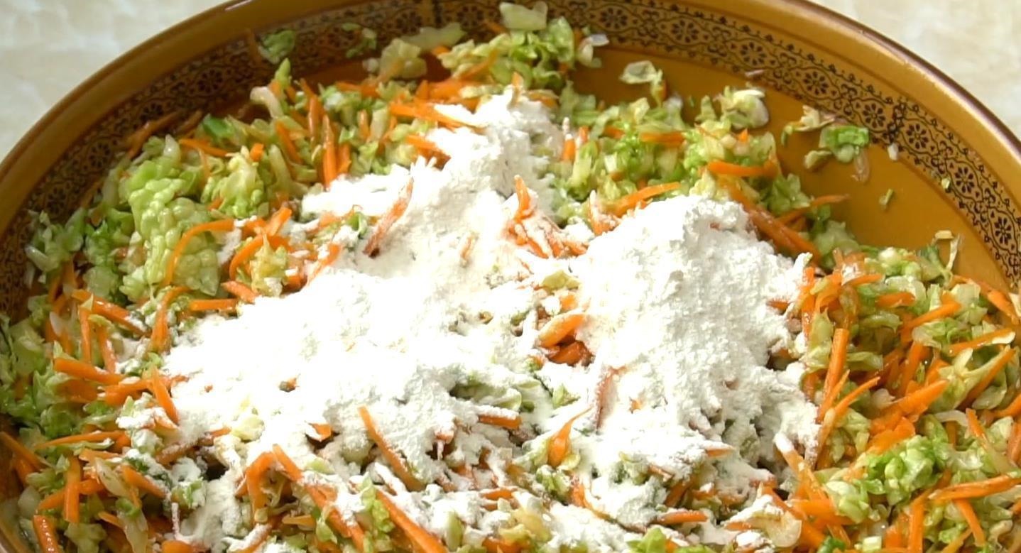 白菜加3个鸡蛋,教你做懒人早餐,手不沾面,口感鲜美,营养丰富