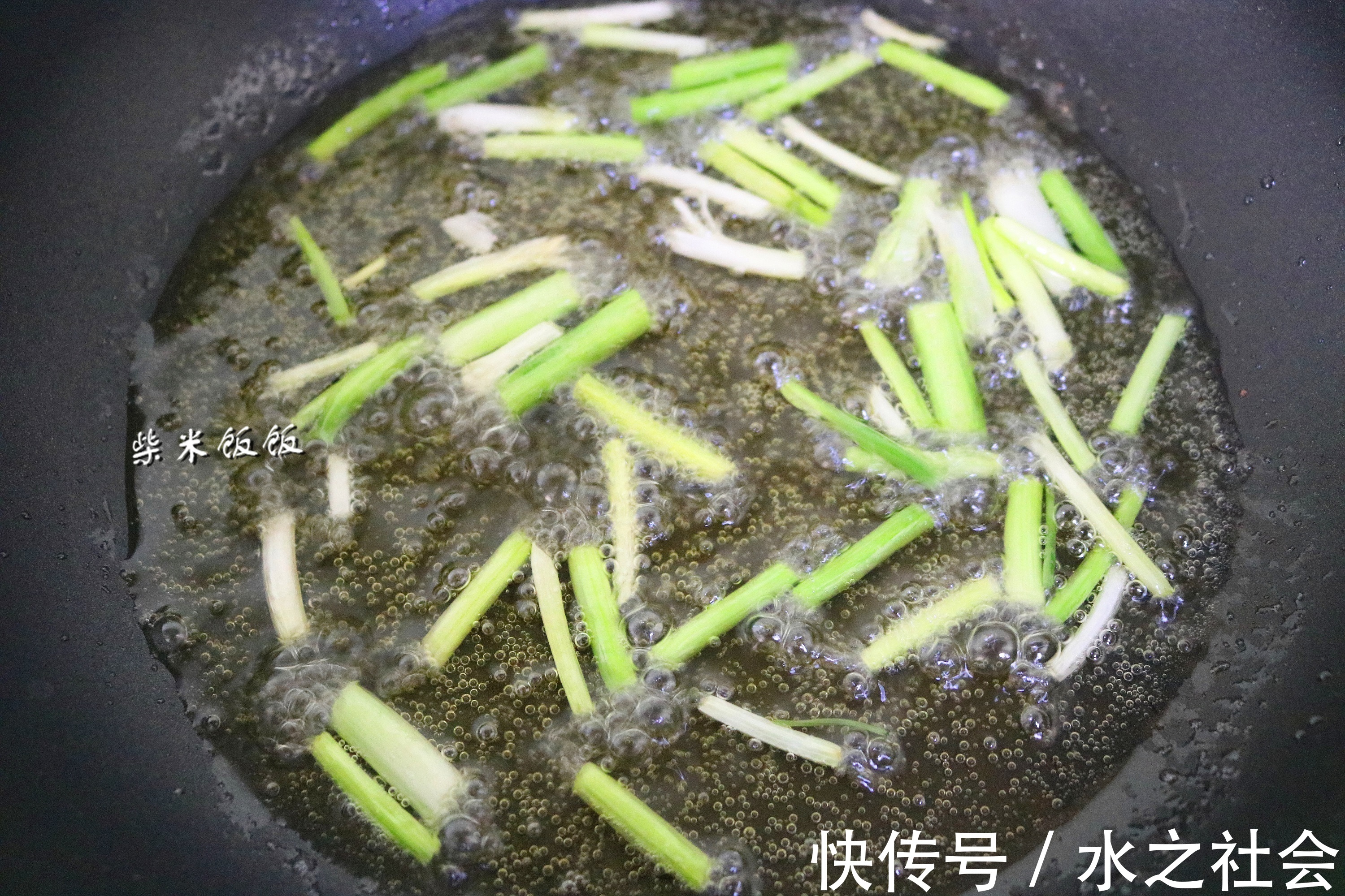 泡面|面条这样做太省事了，比煮泡面还快！美味好吃，早餐吃最快手