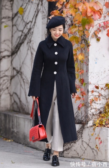 穿搭 有品位的女人,冬季都在穿“大衣+西装裤”,颜值不高也能显气质
