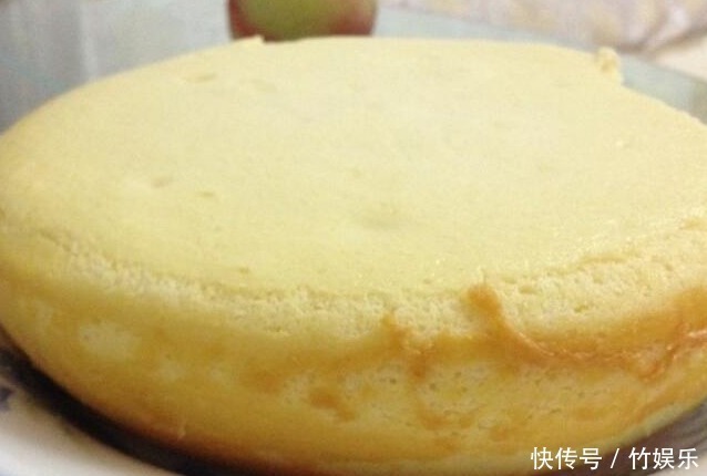 想吃|想吃蛋糕不用买，准备4个鸡蛋，1碗面粉，无需烤箱，教你做蛋糕