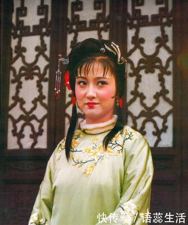 尴尬|红楼梦迎春死后,暴露出贾元春的一大尴尬