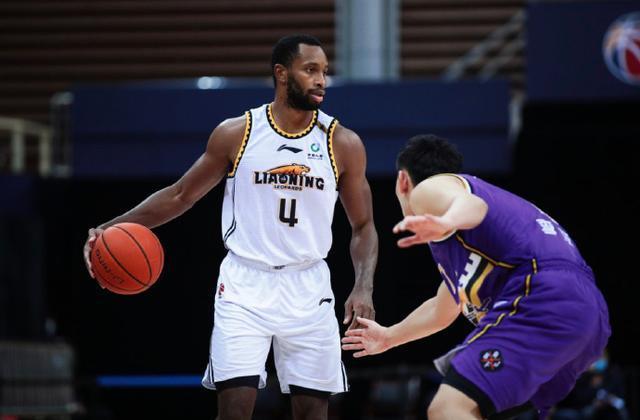 莫蘭德|恭喜！遼寧男籃外援弗格愛妻宣布喜訊，能否兌現(xiàn)奪冠承諾？