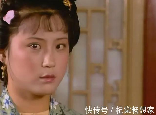 丫鬟!红楼梦十大最有地位丫鬟,林黛玉丫鬟紫鹃仅排第六,平儿无缘第一