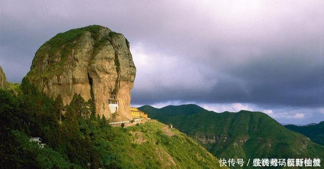 中年|“三山五岳”中国8大名山，我来告诉你谁最坑谁最良心！