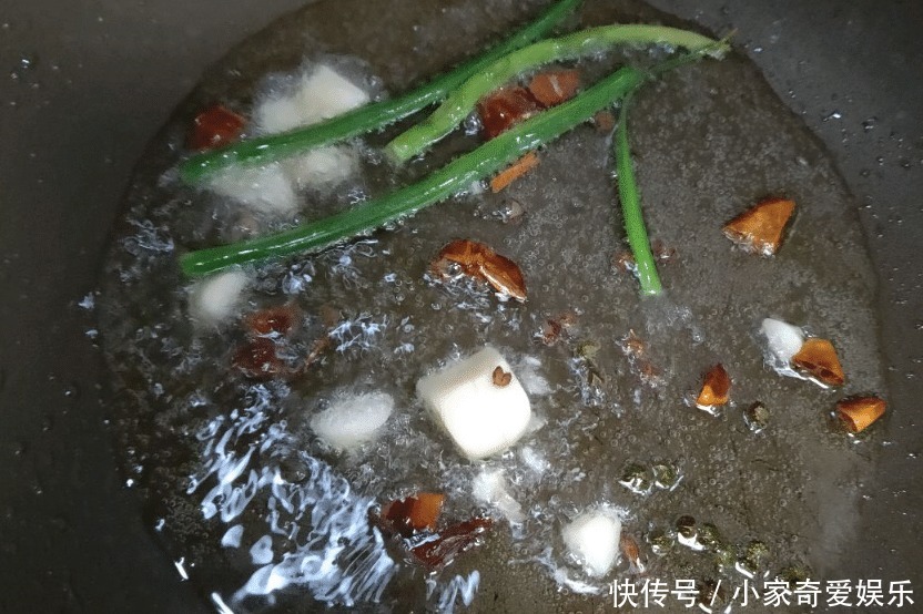 简单|好看又好吃的手撕鱿鱼,吃了之后就忘不掉,做法还很简单