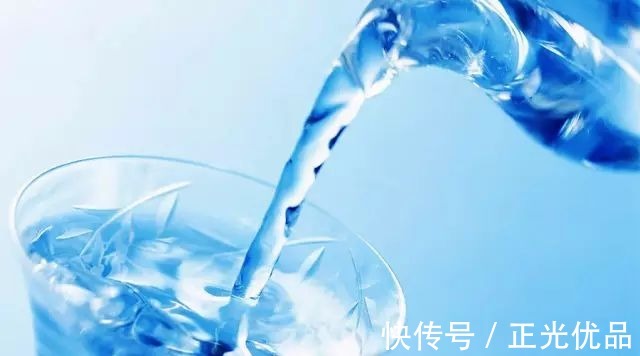 去火穴|口干舌燥,口臭眼干怎么办?人体三大“去火穴”,秋季降肝火看这