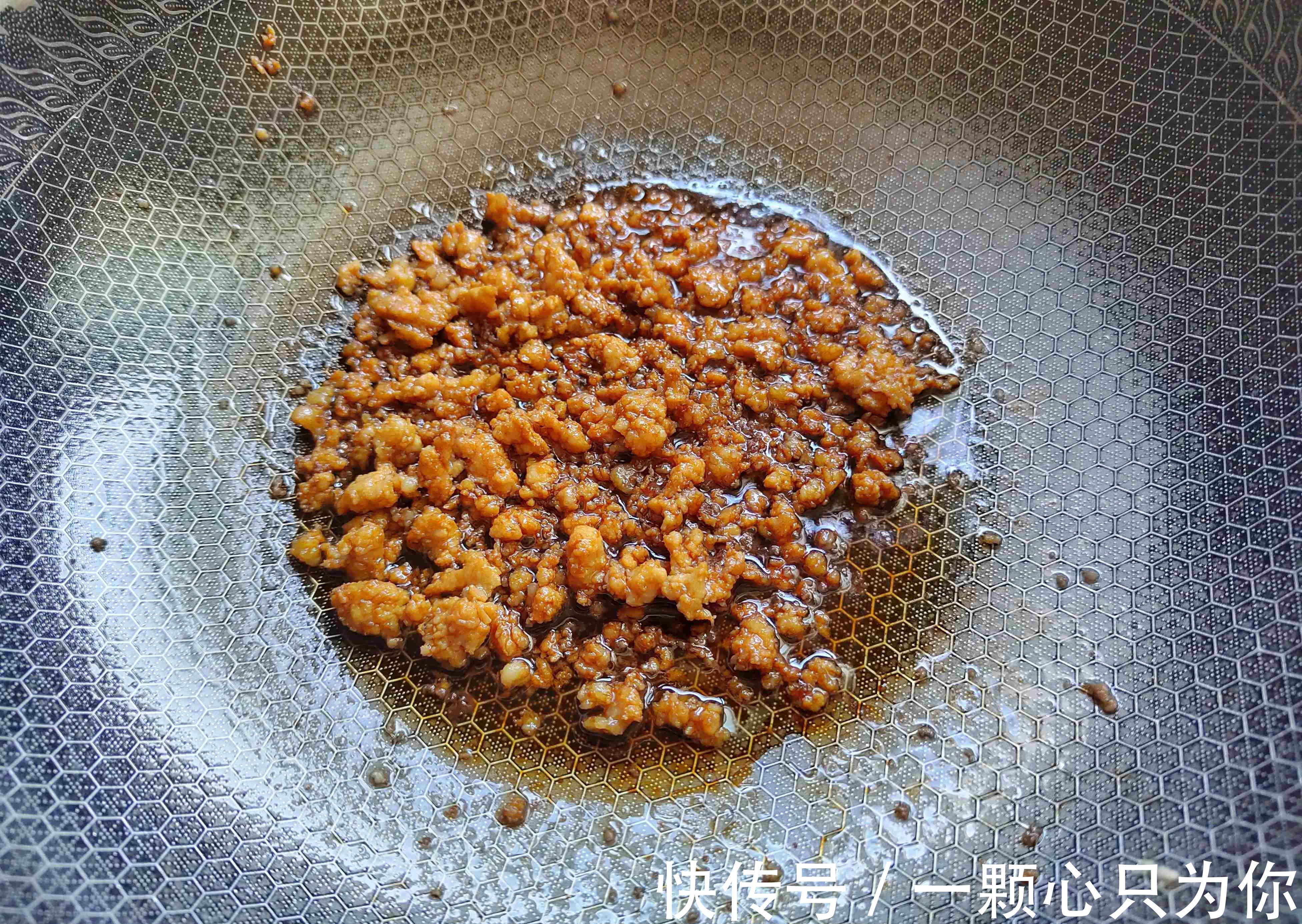 冬天|冬季进补,少吃大鱼大肉多吃此菜,5元蒸一大盘,温和又营养!