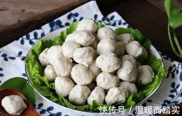 鱼泥|孩子想吃鱼丸，别总买着吃，自己做干净卫生，没有添加更健康。