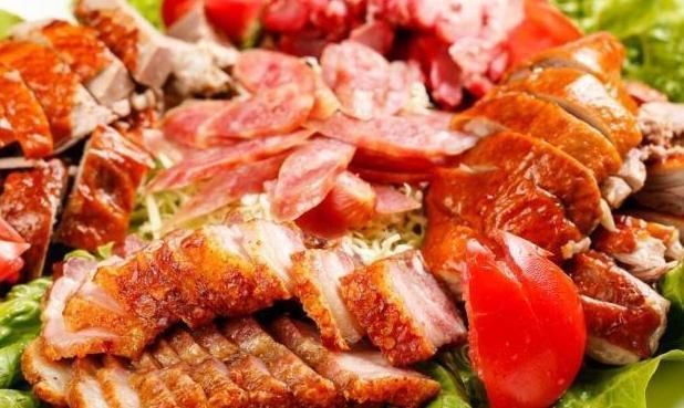 晚餐或决定寿命长短,牢记“4不吃、3少吃”,更容易健康长寿