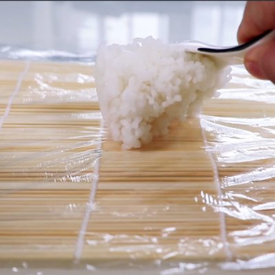 出行|出行的必备美食，黄金肉松寿司