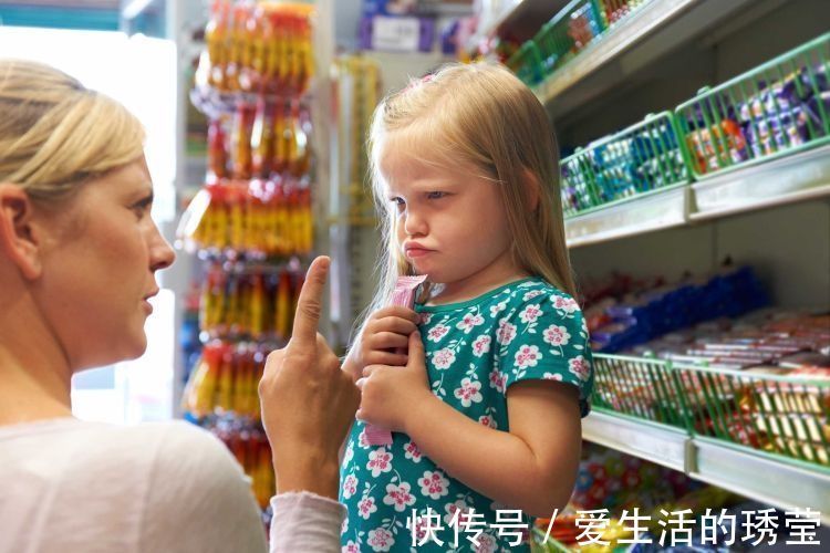 玩具|当孩子想要买玩具时,家长是直接满足还是果断拒绝?