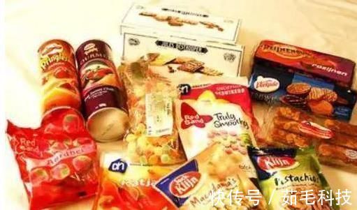 零食|9岁女孩呕吐不止,宝妈以为是肠胃炎,送医检查后医生来晚了