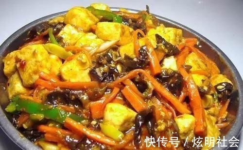 做了几道美食，有菜有肉，儿子吃体格变强壮，天越冷吃着越香