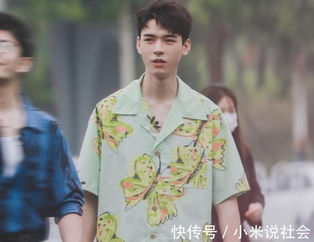 黄晓明|中餐厅龚俊遗憾缺席，180黄晓明和丁真身高差显眼，谎报可不对