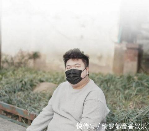 写手 《吐槽大会》为什么需要编剧听听笑果的“写手”们怎么说