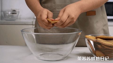 皇家巧克力蛋糕做的对,脆嫩满足又美味