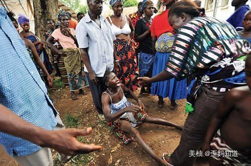 姿势|有种奇特叫“非洲妈妈”，分娩姿势像“母鸡下蛋”，全程自己搞定
