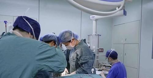 实施|女性什么时间做剖腹产手术最好?可能医生不会明说,别不在意?