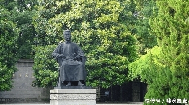 陈白尘#鲁迅葬礼老照片国母主持葬礼,16位大佬来抬棺,送行队伍几十里