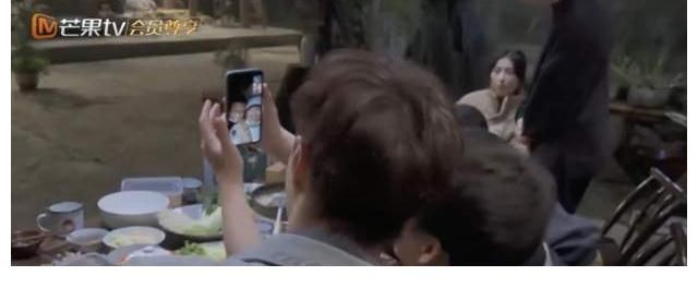 黃磊|張藝興蘑菇屋遇難題，無法端水只能擇一，黃磊笑了黃渤酸了要聊聊