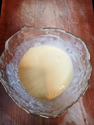 家常鸡翅菜谱，酥皮炸鸡翅，做法简单，好吃到舔手指，吃不够