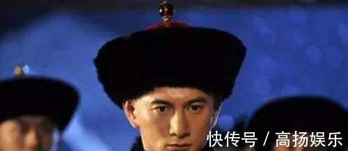 康熙$胤禛一岁抓周拿了毛笔,在纸上胡乱画了一字,可惜康熙当时没在意!