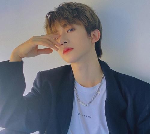 2021创4青3热度最高宝藏男孩:王一博学霸师弟上榜,梁森不敌TA?