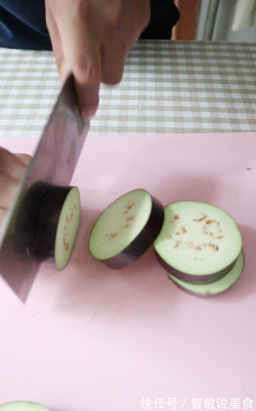 速度最快，最营养最好吃的早餐饼做法，懒汉们有口福了