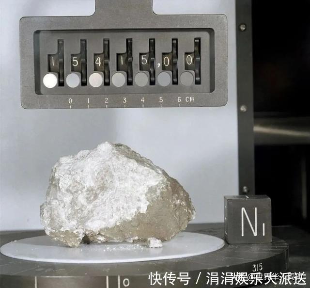 中国从月球带回土壤,美国异常关心:嫦娥五号为什么让美国害怕?